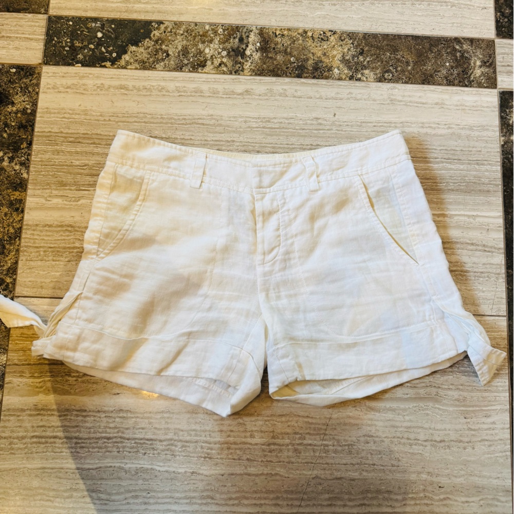 White Women's Shorts